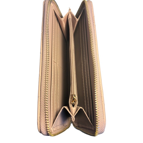 🚫SOLD‼️Bebe Zaza Pink Mauve Quilted Wristlet Clutch Wallet Zip Around NEW!!! - Picture 3 of 3